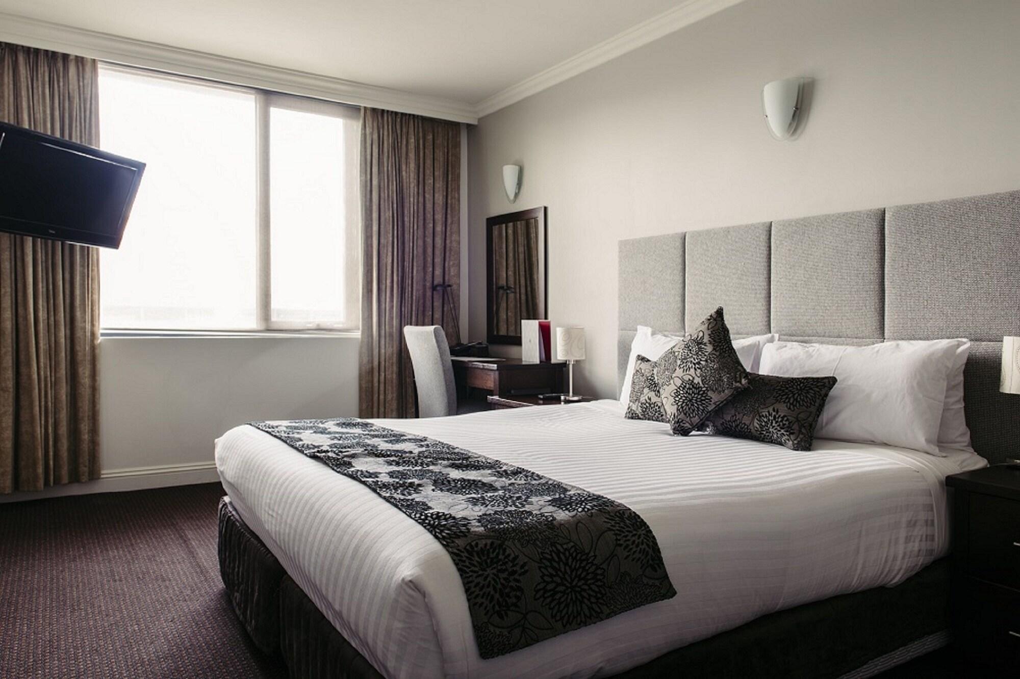 Crowne Plaza Melbourne Carlton By Ihg Hotel Exterior photo