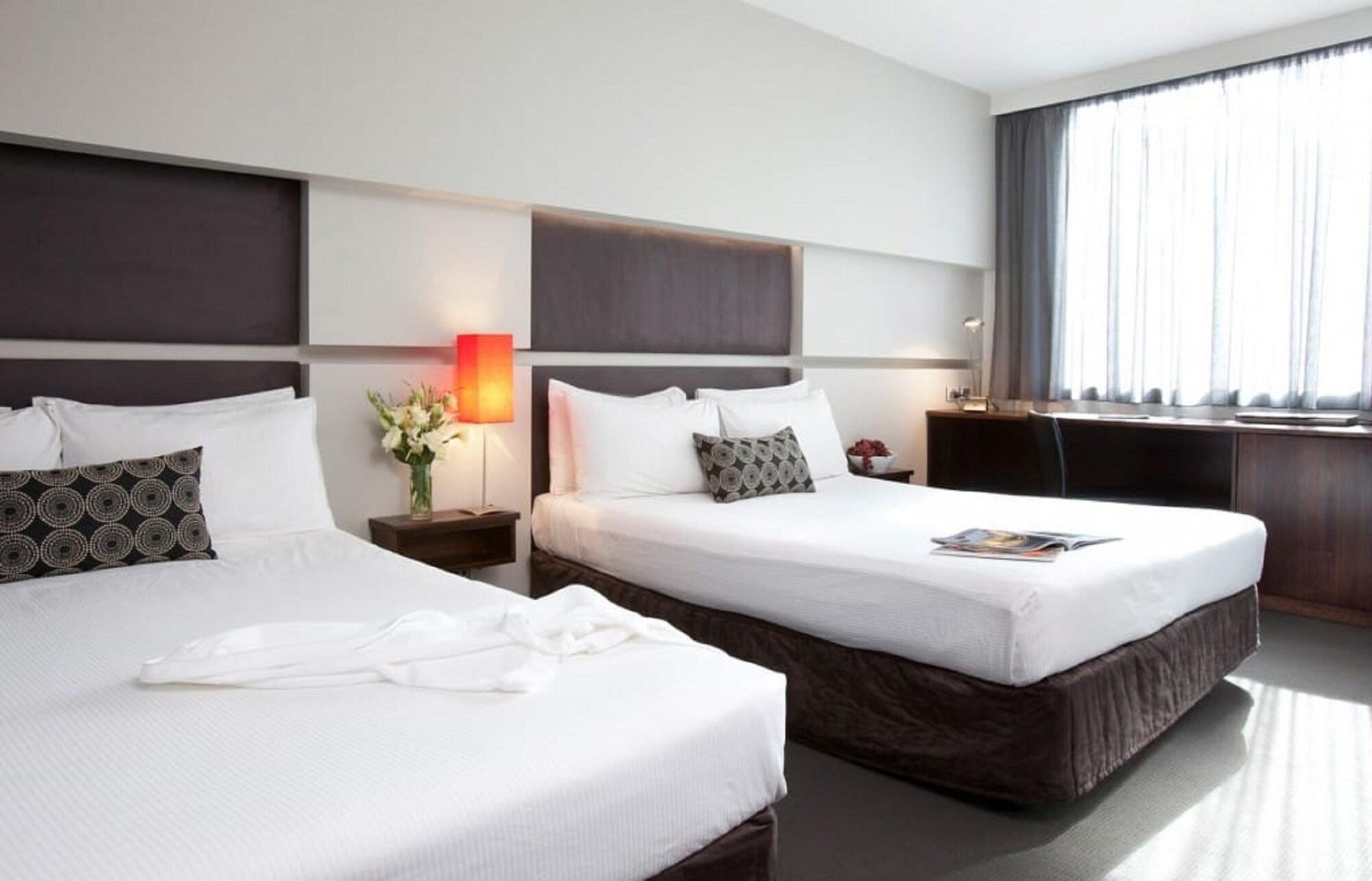 Crowne Plaza Melbourne Carlton By Ihg Hotel Exterior photo