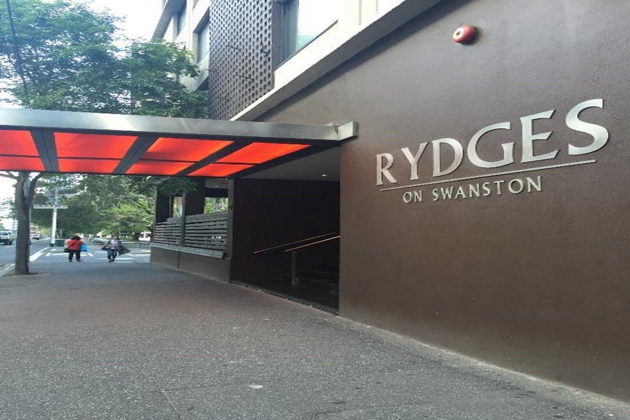 Crowne Plaza Melbourne Carlton By Ihg Hotel Exterior photo